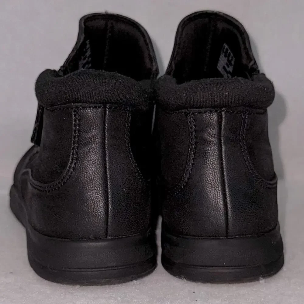 Women’s Clarks Breeze Range Ankle Boots Black size 7.5 Booties